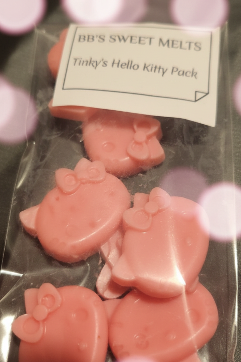 Tinky's Hello Kitty Pack - Close Up